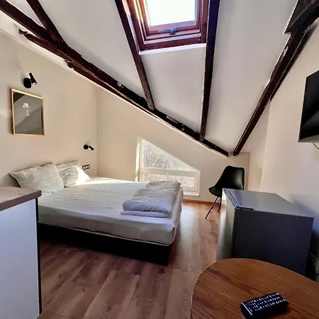 Just Hotel 2*