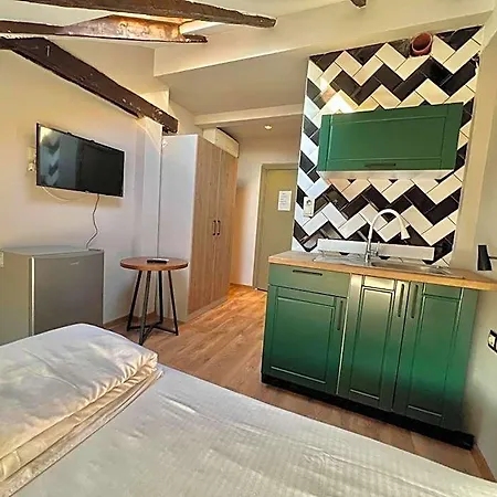 Just Hotel