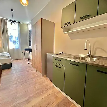 Hotel Just 2*