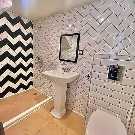 Just Hotel