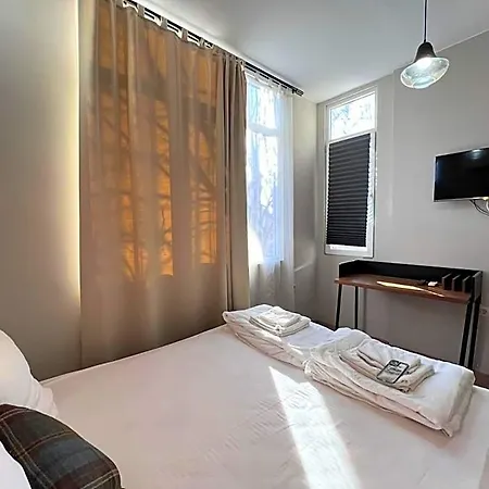 Hotel Just