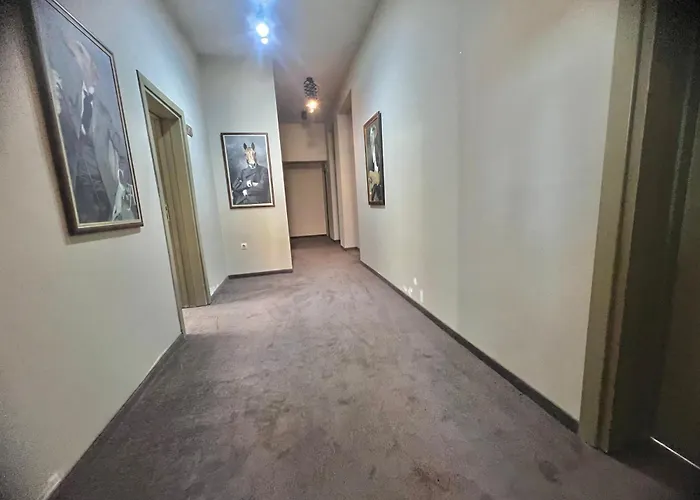 Szálloda Just Várna